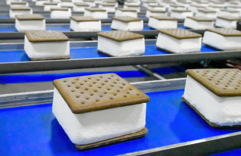 casper's ice cream SECONDARY